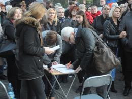 Manifestacja kobiet pod siedzibą opolskiego PiS