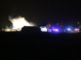 11 zastępów straży gasi pożar w Antoniowie