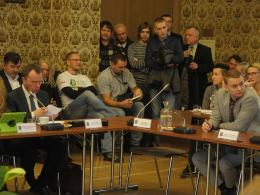 Na dzisiejszej sesji pojawili się również mieszkańcy gminy Dobrzeń Wielki.
