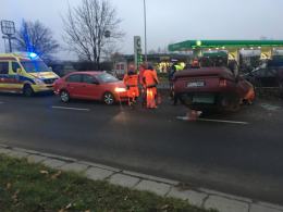 Dachowanie forda na ulicy Plebiscytowej