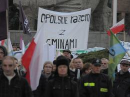 Duże Opole. 1500 przeciwników przemaszerowało ulicami miasta.