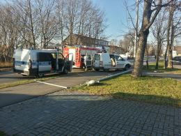 Zasłabł i wjechał w latarnię