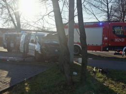 Zasłabł i wjechał w latarnię