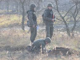 Żołnierze rezerwy szkolą się na poligonie w Winowie