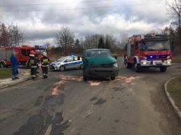 Wypadek na ul. Oświęcimskiej, dwie osoby w szpitalu