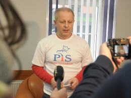 Przeciwnicy Dużego Opola okupowali biuro poselskie Patryka Jakiego