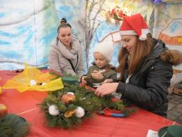 Wolontariusze fundacji Dr Clown nieśli uśmiech na opolskim rynku