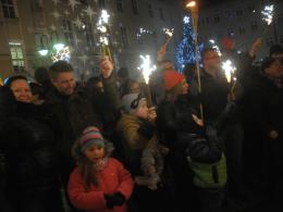 Świetlna osiemsetka, czyli jubileuszowy flash mob na opolskim rynku