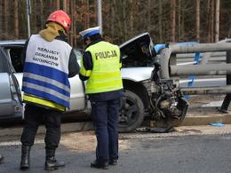 Wypadek na autostradzie A4. W akcji śmigłowiec LPR.