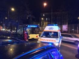 Autobus potrącił nastolatka na przejściu dla pieszych