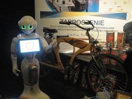 Wyjątkowym kwestującym będzie... robot Weegree One.