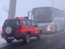 Cztery auta i autobus zderzyły się we mgle