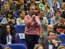 Językowi tytani wygrali staż w Brukseli