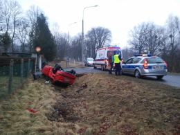 Ford dachował w Lewinie Brzeskim
