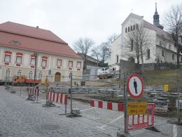 Opóźnia się remont schodów przy kościele "na górce"