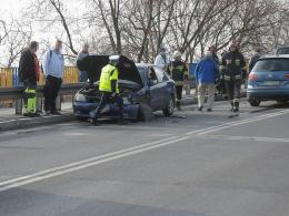 Zderzenie na wiadukcie na ul. Obrońców Stalingradu