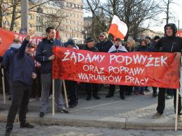 Listonosze żądają większych wypłat i poprawy warunków pracy