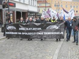 Marsz Samorządności przeszedł ulicami Opola
