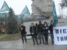 ONR przeciw polityce rządu ws. imigrantów z Ukrainy