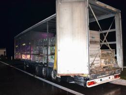 Nocny pożar naczepy na autostradzie A4