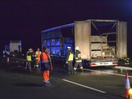 Nocny pożar naczepy na autostradzie A4