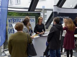 Studenci i absolwenci szukali pracy na PO