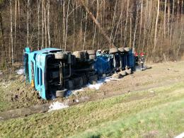Cysterna przewróciła się na A4. Duże utrudnienia w ruchu.