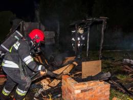 Pożar altany na działce w Opolu