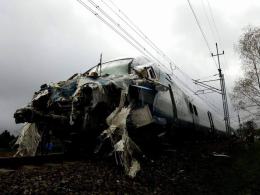 Zderzenie Pendolino z samochodem ciężarowym w Schodni