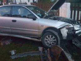 Zderzenie mitsubishi z ciągnikiem w Wierzbiu