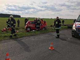 Laweta odczepiła się w czasie jazdy, kobieta została ranna