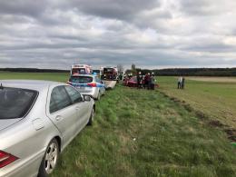 Laweta odczepiła się w czasie jazdy, kobieta została ranna