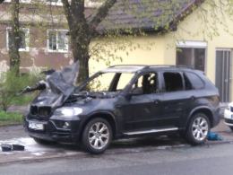 Nocny pożar BMW w Opolu