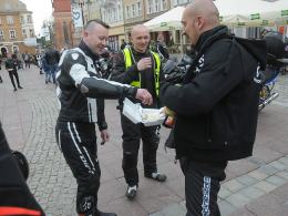 Motocyklowe Jajeczko na opolskim rynku za nami