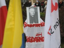 Opole upamiętniło bp Antoniego Adamiuka. Powstał skwer jego imienia.