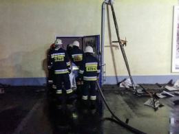 Spłonął market spożywczy w Ozimku