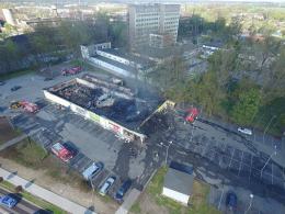 2 miliony zł strat po pożarze Biedronki. Zobacz zdjęcia z drona.