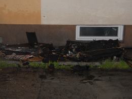 Nocny pożar przy ul. Podhalańskiej. Ewakuowano blisko 30 osób.