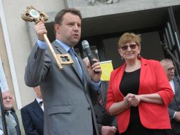 Seniorzy zaczynają bawić się w mieście