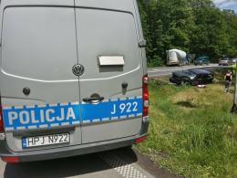 Nie ustąpił pierwszeństwa przejazdu, zderzył się z ciężarówką