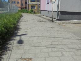 Drogowa udręka w Lewinie Brzeskim. Mieszkańcy walczą o remont