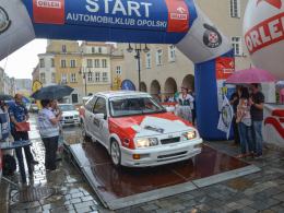 Ryk silników na opolskim rynku! Ruszył 48. Rajd Festiwalowy.