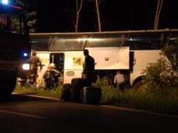 Nocne zderzenie autokaru i busa w Opolu. Są ranni.