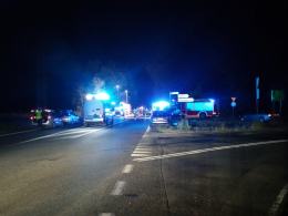 Nocne zderzenie autokaru i busa w Opolu. Są ranni.