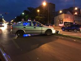 Po kolizji w Opolu policja kieruje ruchem