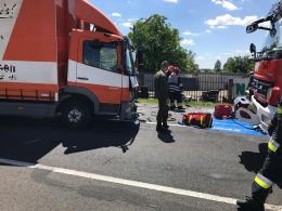 Wypadek na DW 414 we Wrzoskach. Zderzenie TIR-a z osobówką