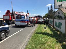 Wypadek na DW 414 we Wrzoskach. Zderzenie TIR-a z osobówką