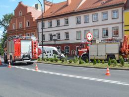 Zasnął za kierownicą, wjechał w basztę zamku w Niemodlinie