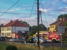 Nieustąpienie pierwszeństwa przejazdu przyczyną dachowania pod Namysłowem