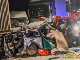 Nocny wypadek na A4. Cztery osoby w szpitalu